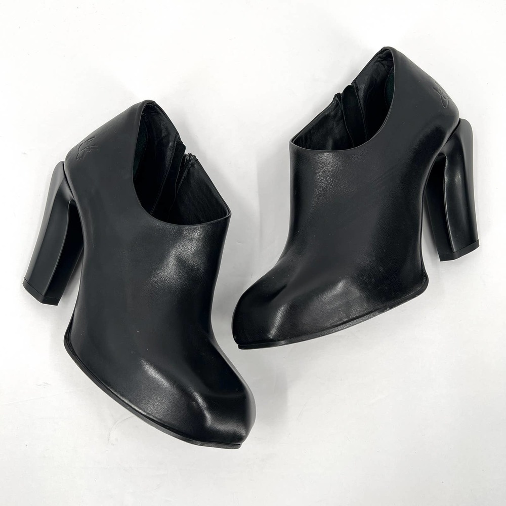 JOHN FLUEVOG Shaguar Sable Asymmetric Ankle Bootie Womens 7.5 Black Heeled - Picture 4 of 11